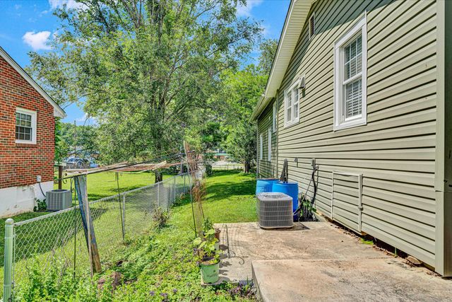 3653 Bunker Hill DR, Roanoke, VA 24018