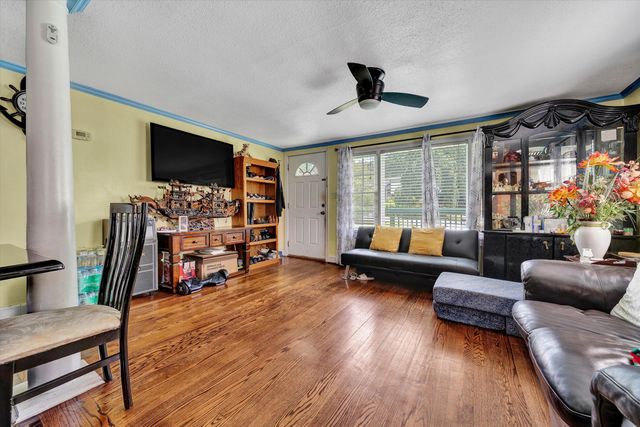 3653 Bunker Hill DR, Roanoke, VA 24018