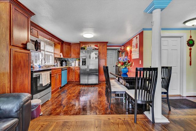 3653 Bunker Hill DR, Roanoke, VA 24018