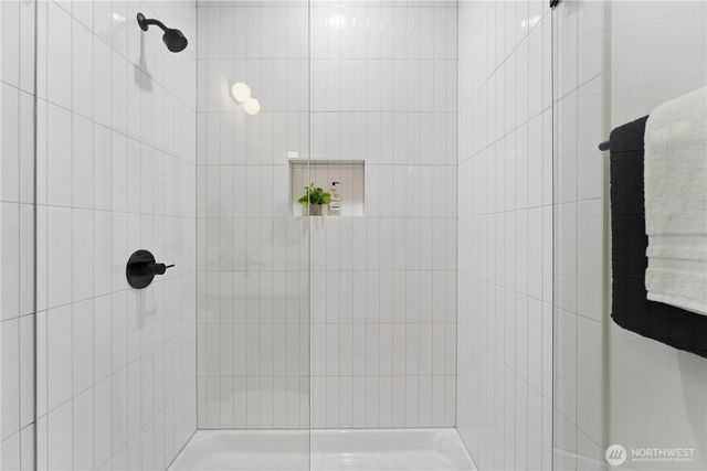 6115 S Cooper Street, Seattle, WA 98178