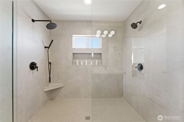 6115 S Cooper Street, Seattle, WA 98178