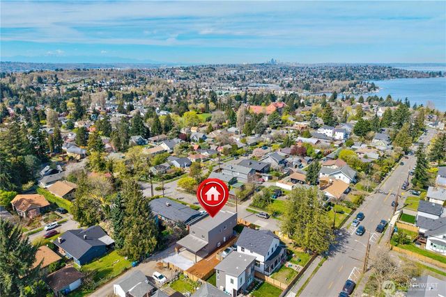 6115 S Cooper Street, Seattle, WA 98178