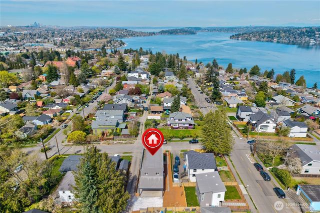 6115 S Cooper Street, Seattle, WA 98178