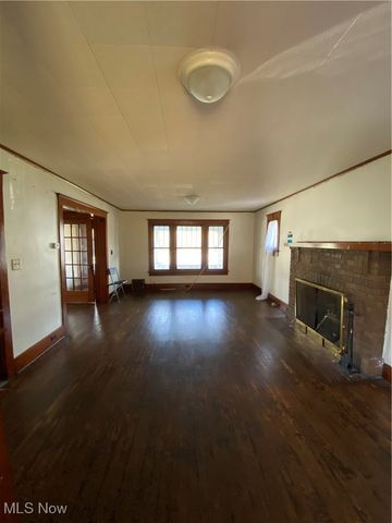 3717 Loveland Road, Youngstown, OH 44502