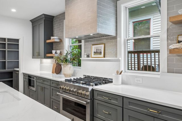 324 S 15th St, Nashville, TN 37206