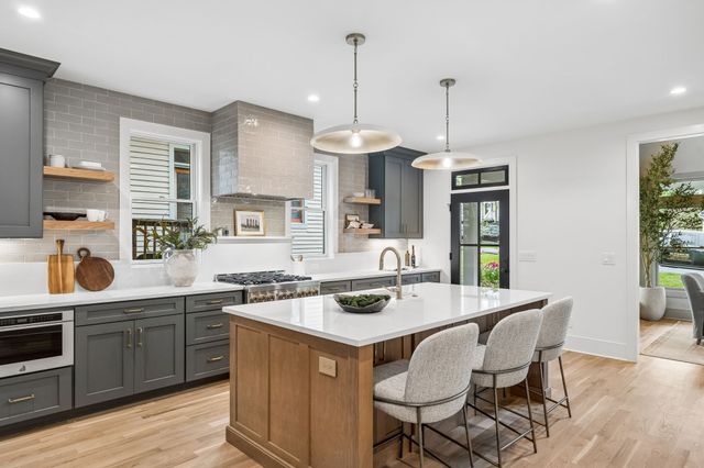 324 S 15th St, Nashville, TN 37206