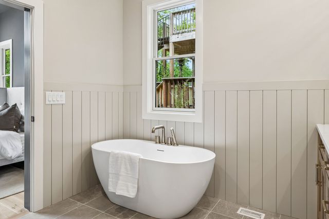 324 S 15th St, Nashville, TN 37206