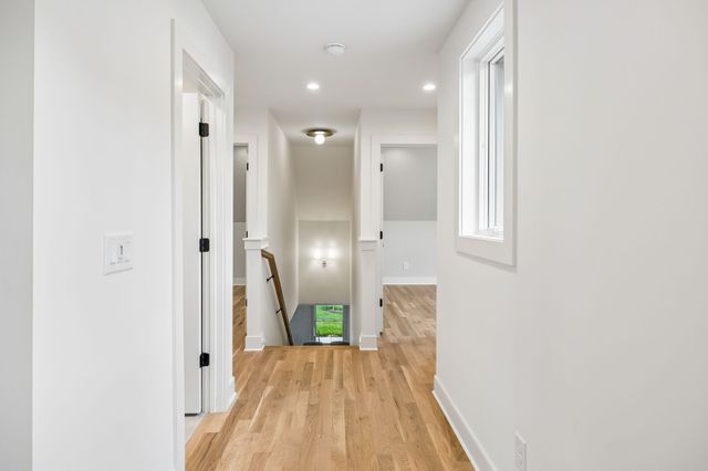 324 S 15th St, Nashville, TN 37206