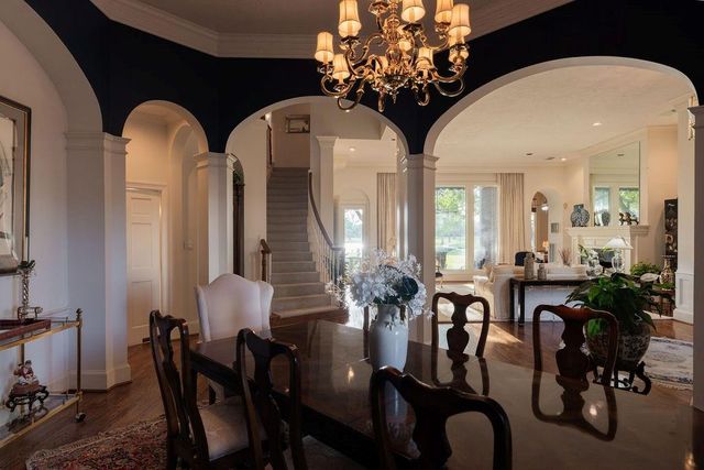 211 Laurel Springs Court, Sugar Land, TX 77478