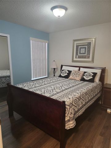 8704 KNIGHTSBRIDGE COURT B, Kissimmee, FL 34747