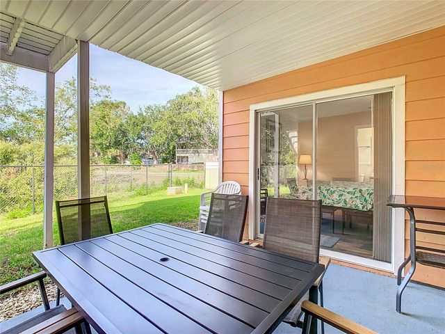 8704 KNIGHTSBRIDGE COURT B, Kissimmee, FL 34747