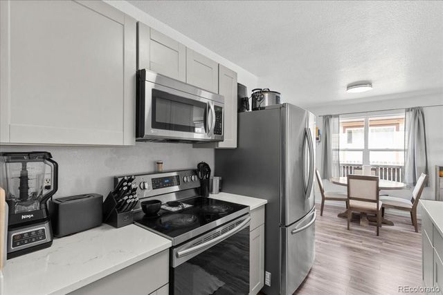 832 Thornhill Place, Fort Collins, CO 80524