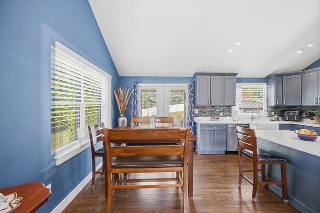 2 Paradise Ln, Haverhill, MA 01830