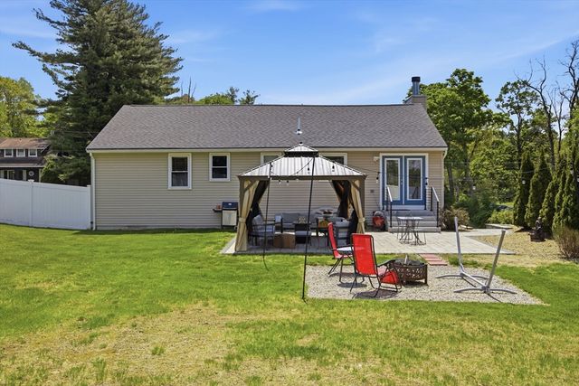 2 Paradise Ln, Haverhill, MA 01830