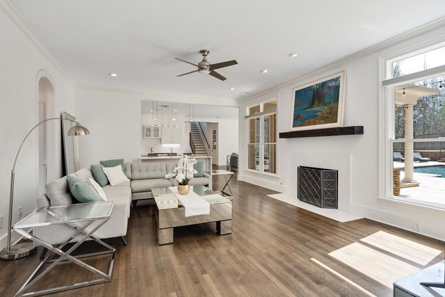 8837 CALKINS HILL CV, Germantown, TN 38139