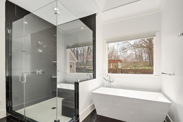 8837 CALKINS HILL CV, Germantown, TN 38139