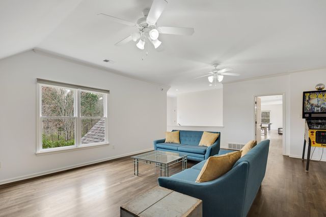 8837 CALKINS HILL CV, Germantown, TN 38139