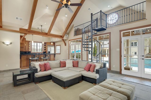 8837 CALKINS HILL CV, Germantown, TN 38139