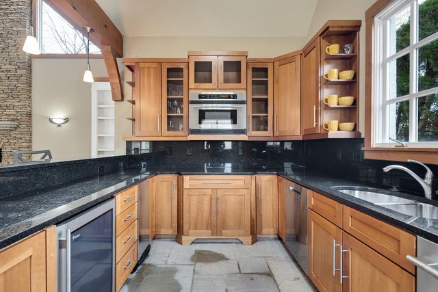 8837 CALKINS HILL CV, Germantown, TN 38139