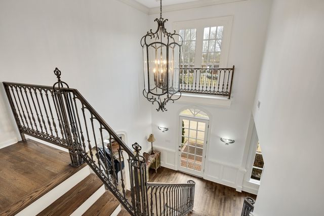 8837 CALKINS HILL CV, Germantown, TN 38139