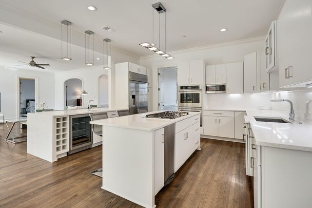 8837 CALKINS HILL CV, Germantown, TN 38139