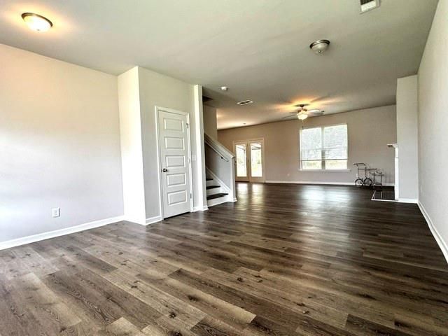 412 Mcginnis Circle, Calhoun, GA 30701