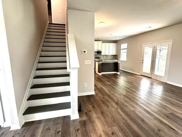 412 Mcginnis Circle, Calhoun, GA 30701