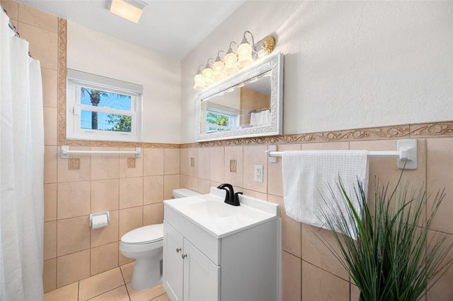 2811 CLEMWOOD STREET, Orlando, FL 32803