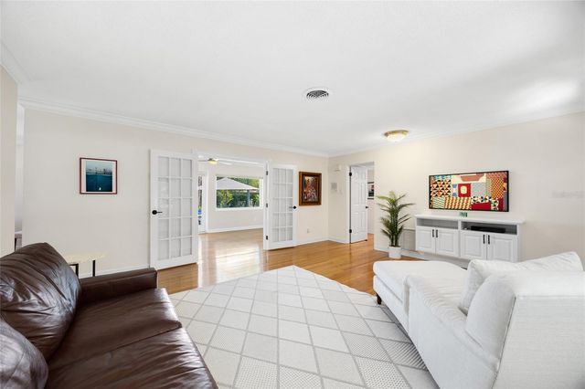 2811 CLEMWOOD STREET, Orlando, FL 32803
