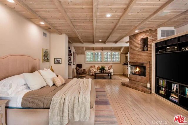 5255 ROUND MEADOW Road, Hidden Hills, CA 91302