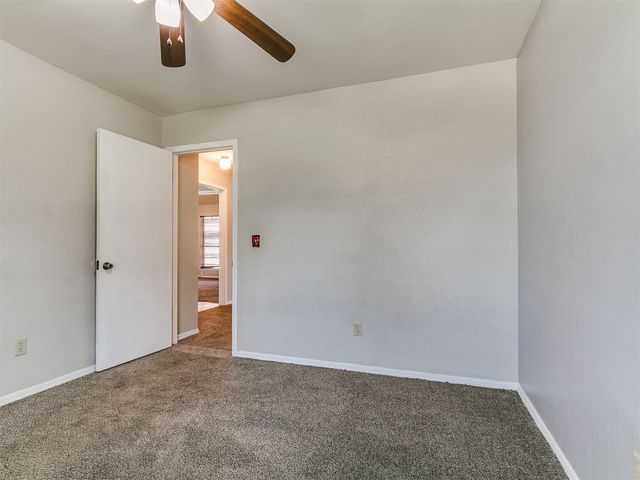 1025 hawthorne Drive, Midwest City, OK 73110