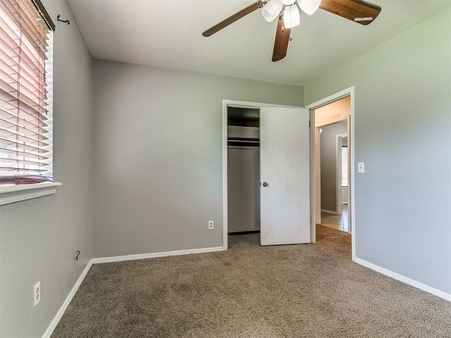 1025 hawthorne Drive, Midwest City, OK 73110