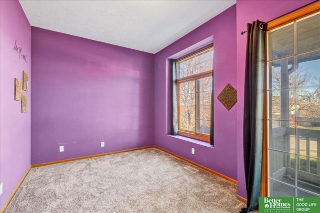 4614 N 126 Avenue, Omaha, NE 68164