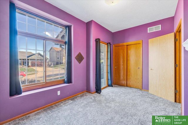 4614 N 126 Avenue, Omaha, NE 68164