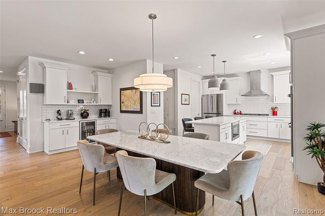 811 Magnolia Avenue, Royal Oak, MI 48073