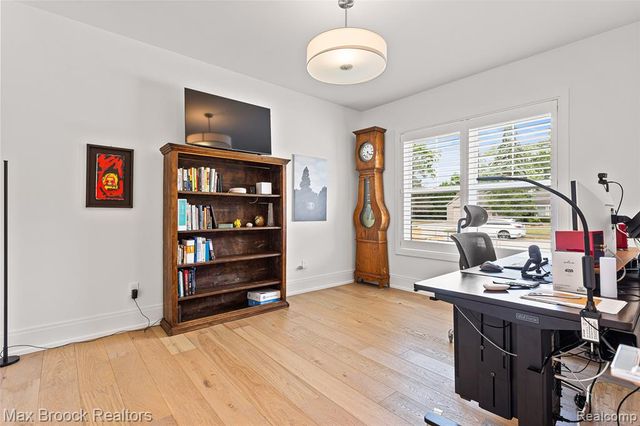 811 Magnolia Avenue, Royal Oak, MI 48073