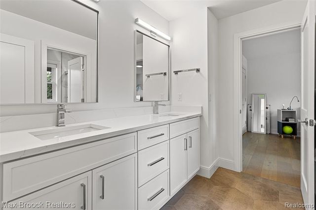 811 Magnolia Avenue, Royal Oak, MI 48073