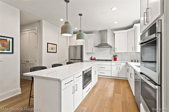 811 Magnolia Avenue, Royal Oak, MI 48073