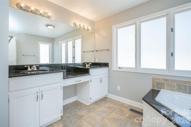 344 Hague Drive, Columbus, NC 28722