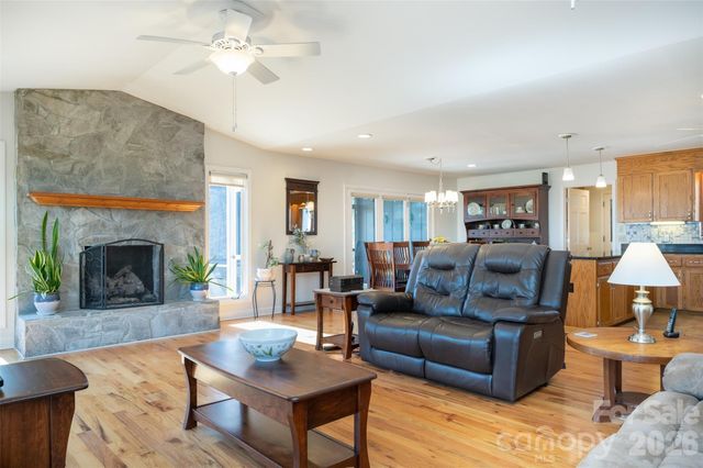 344 Hague Drive, Columbus, NC 28722