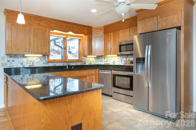 344 Hague Drive, Columbus, NC 28722