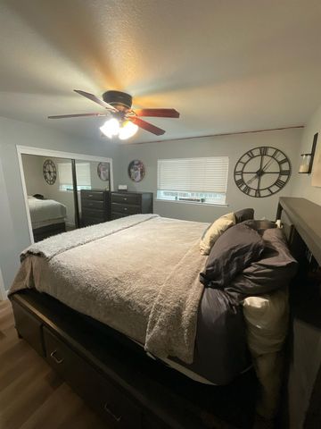 600 Robert Ave, Ripon, CA 95366