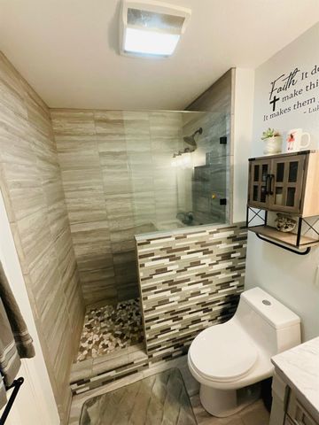 600 Robert Ave, Ripon, CA 95366