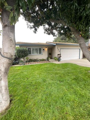 600 Robert Ave, Ripon, CA 95366