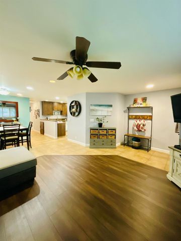 600 Robert Ave, Ripon, CA 95366