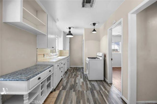 380 S Devon, Orange, CA 92868