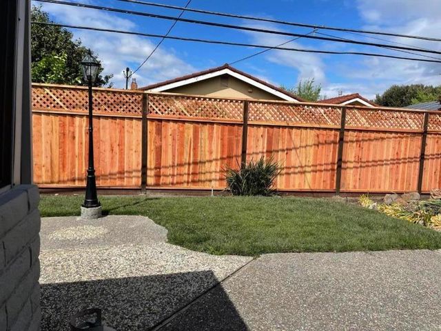 5833 Pentz Way, San Jose, CA 95123