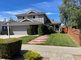 5833 Pentz Way, San Jose, CA 95123