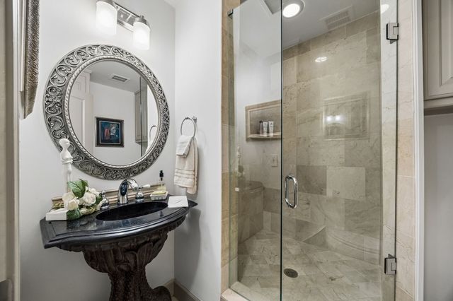 5909 Luther Lane 1401, Dallas, TX 75225