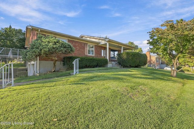 3815 Iron Horse Way, Louisville, KY 40272